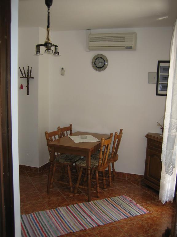 Apartment Malnar Starigrad Paklenica Buitenkant foto